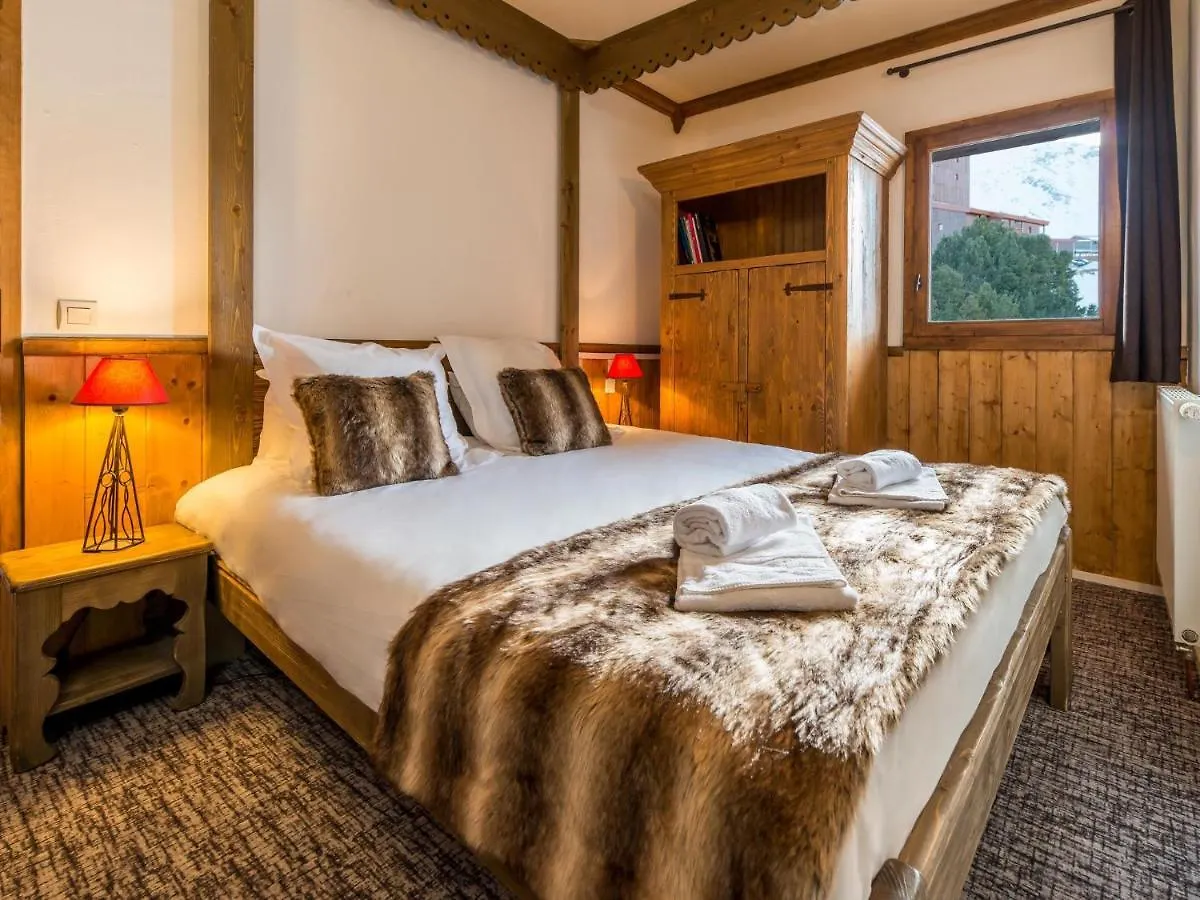 Hilltop Apartment In Arc 2000 With Indoor Pool Les Arcs  France